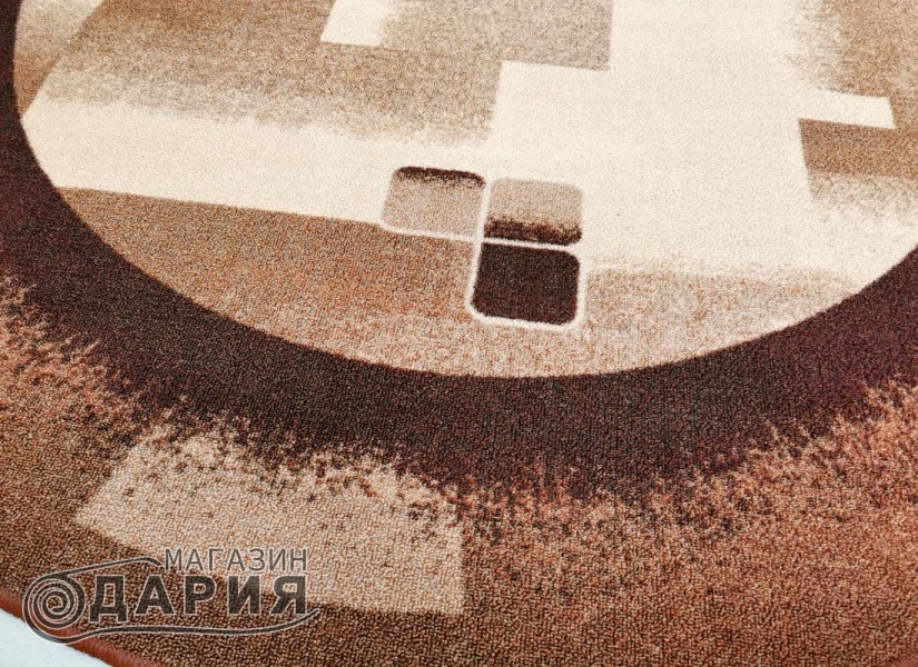 Мокетен килим 80 BROWN КРЪГ